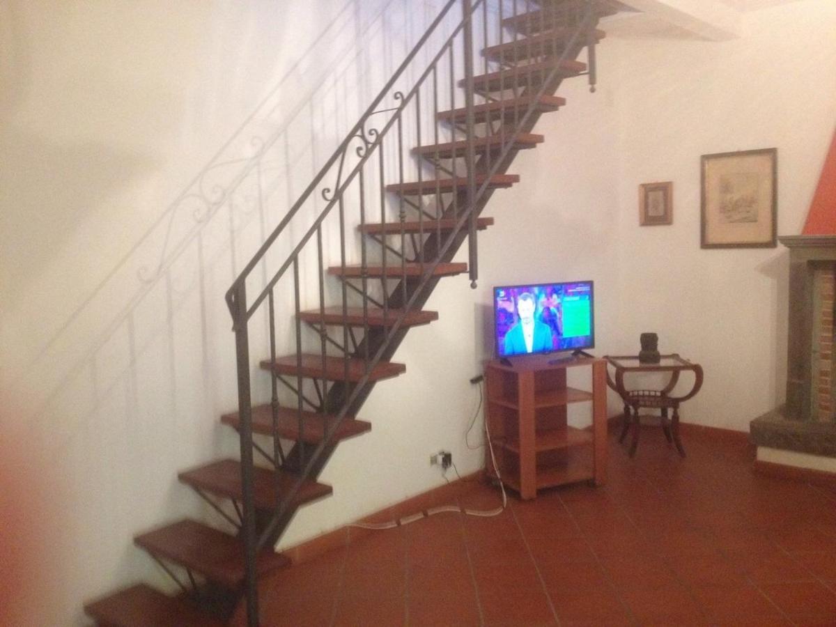 Вілла Casa Di Anchiano Борго-а-Моццано Екстер'єр фото